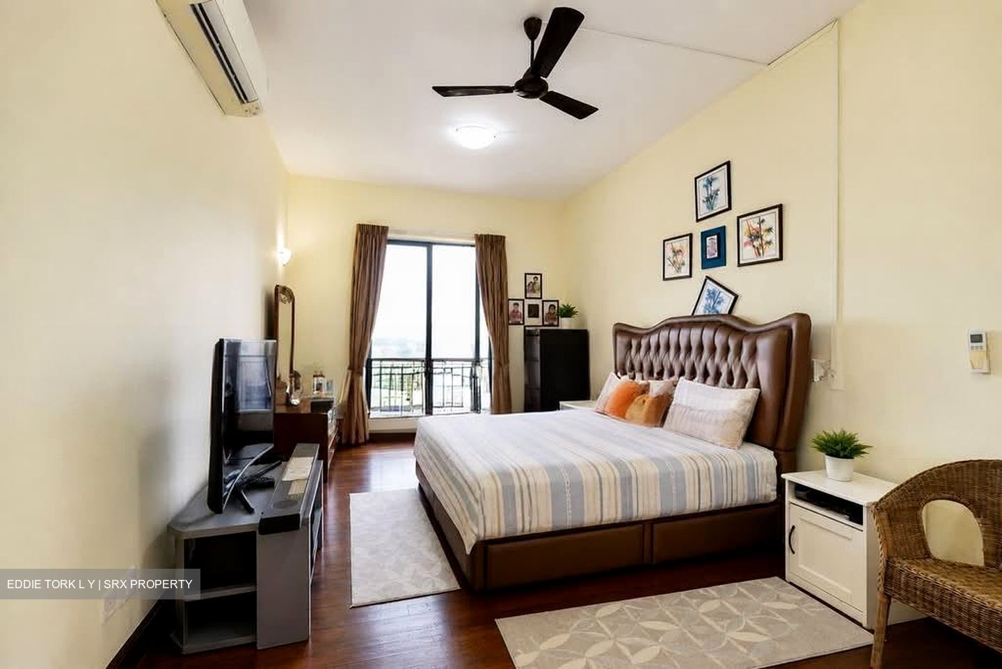 Pebble Bay (D15), Condominium #556836471